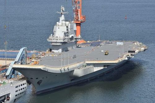 国产航母甲板施工视频,震撼揭秘建造过程